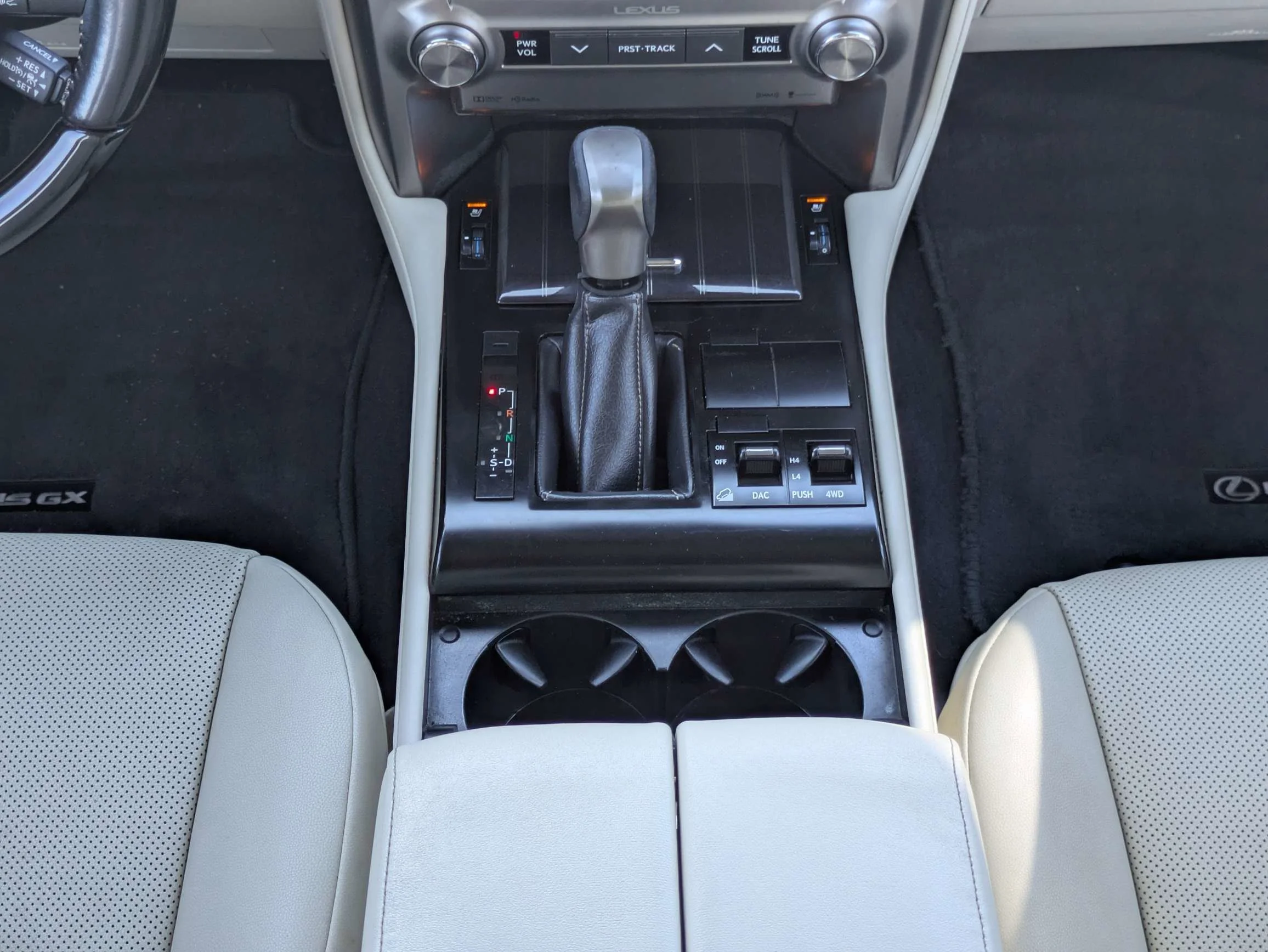Used 2021 Black Onyx Lexus Premium Pkg w/Leather, Moonroof, Safety + System, & 3rd Row Seat image 16