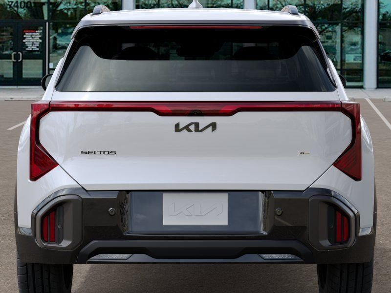 New 2027 White Kia X-Line image 13