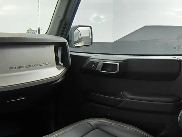 Used 2025 Beige Ford Outer Banks image 40