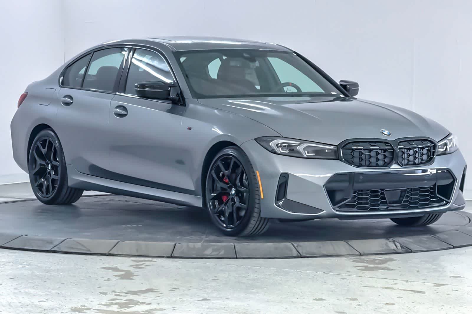 New 2026 Skyscraper Grey Metallic BMW M340i image 9