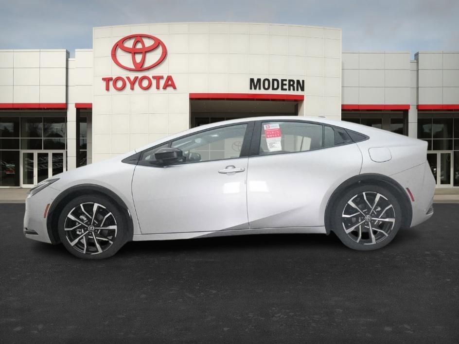New 2026 Cutting Edge Toyota XSE Premium image 10