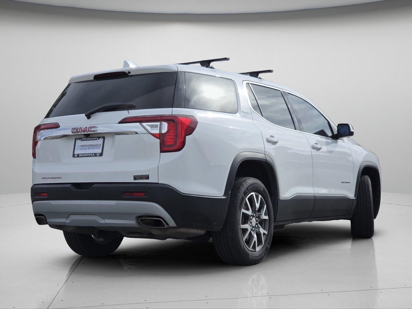 Used 2020 Summit White GMC SLE image 23