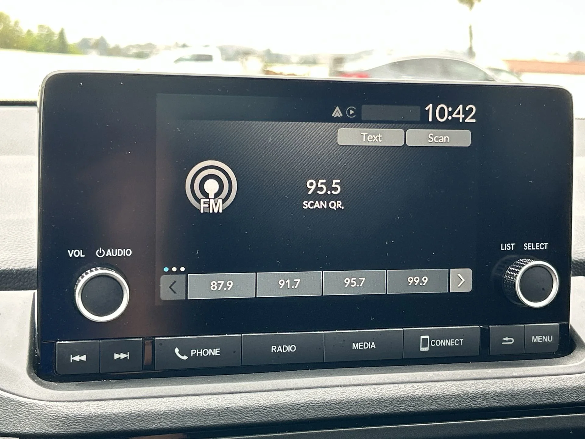 2024 Honda Accord LX - Photo 37