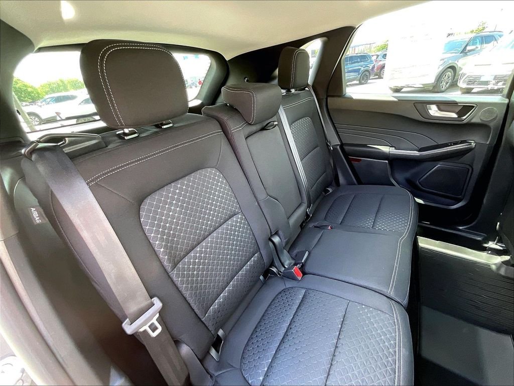 Used 2025 Carbonized Gray Metallic Ford Active image 15