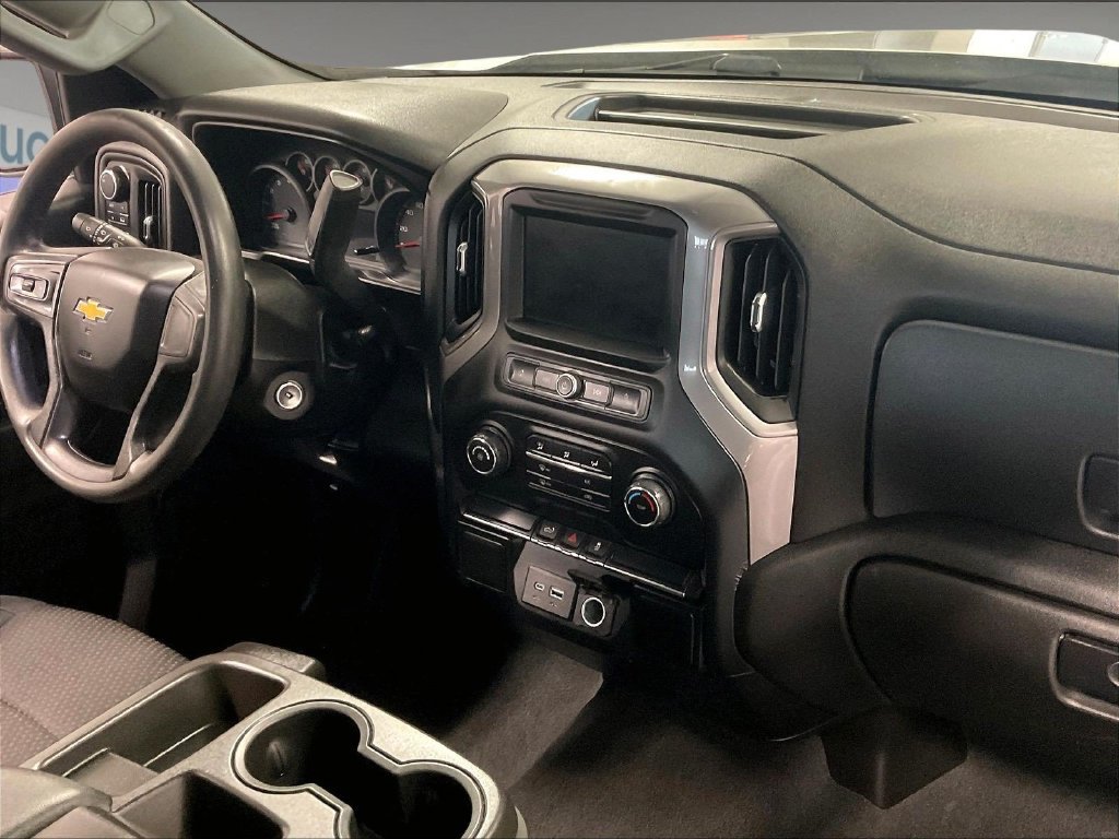 Used 2021 Silver Chevrolet Custom image 14