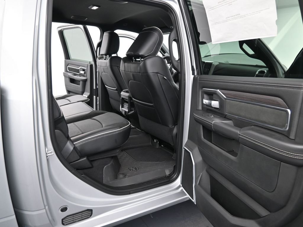 2026 RAM 2500 Laramie - Photo 11