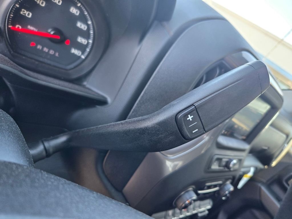 Used 2023 White Chevrolet Custom image 14