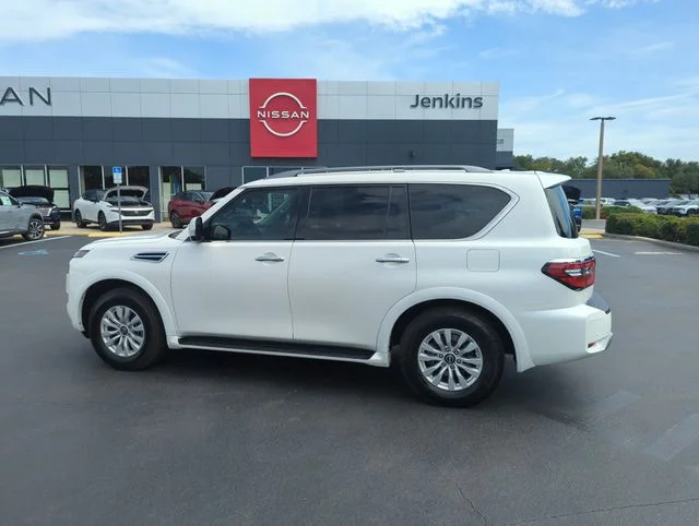 Used 2023 White Nissan SV image 10