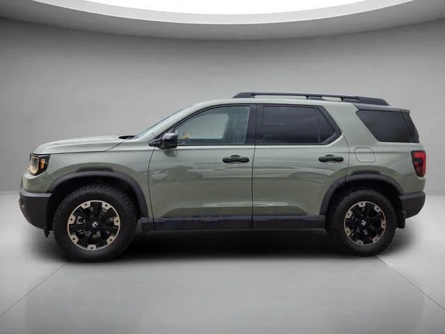Certified Used 2026 Ash Green Metallic Honda TrailSport Elite image 2
