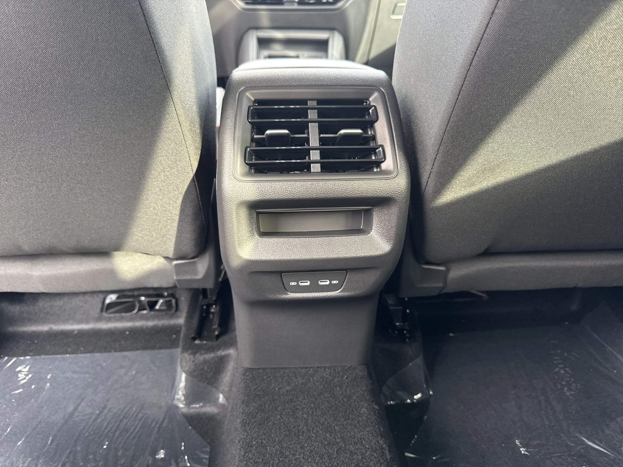 New 2026 Platinum Gray Metallic Volkswagen S image 31