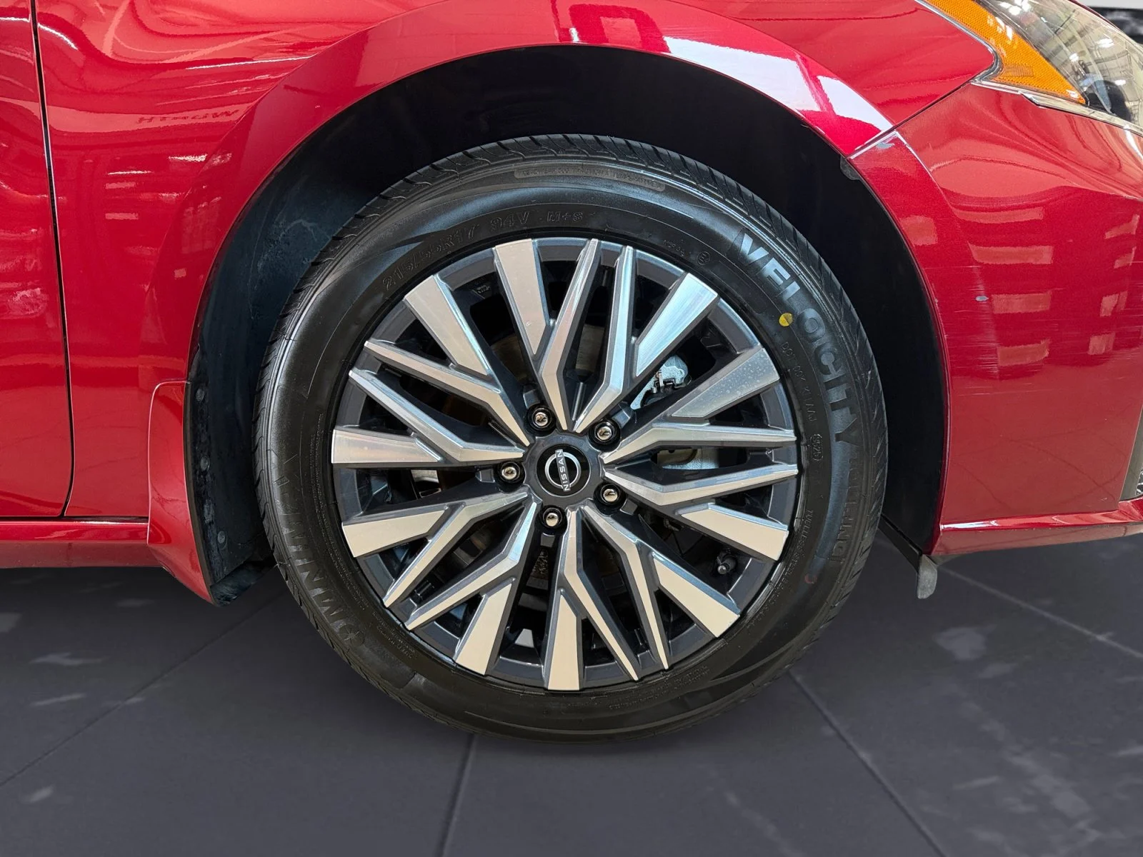 Certified Used 2023 Scarlet Ember Tintcoat Nissan 2.5 SV image 41