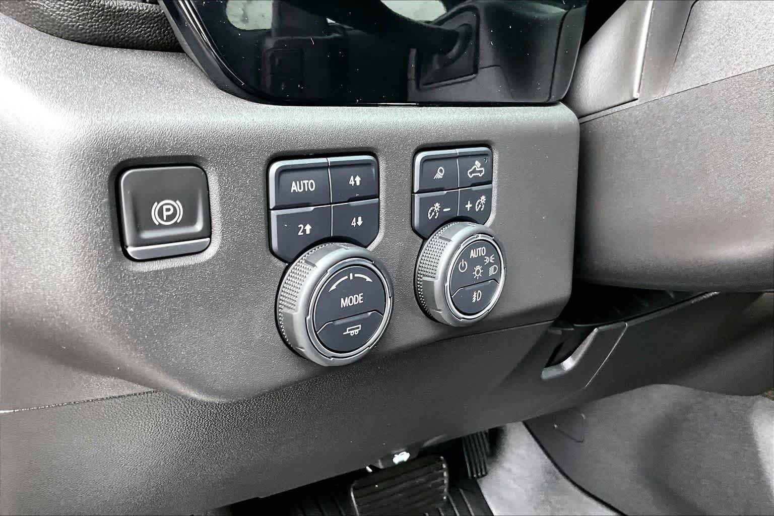 Used 2022 Black Chevrolet LT Trail Boss image 33