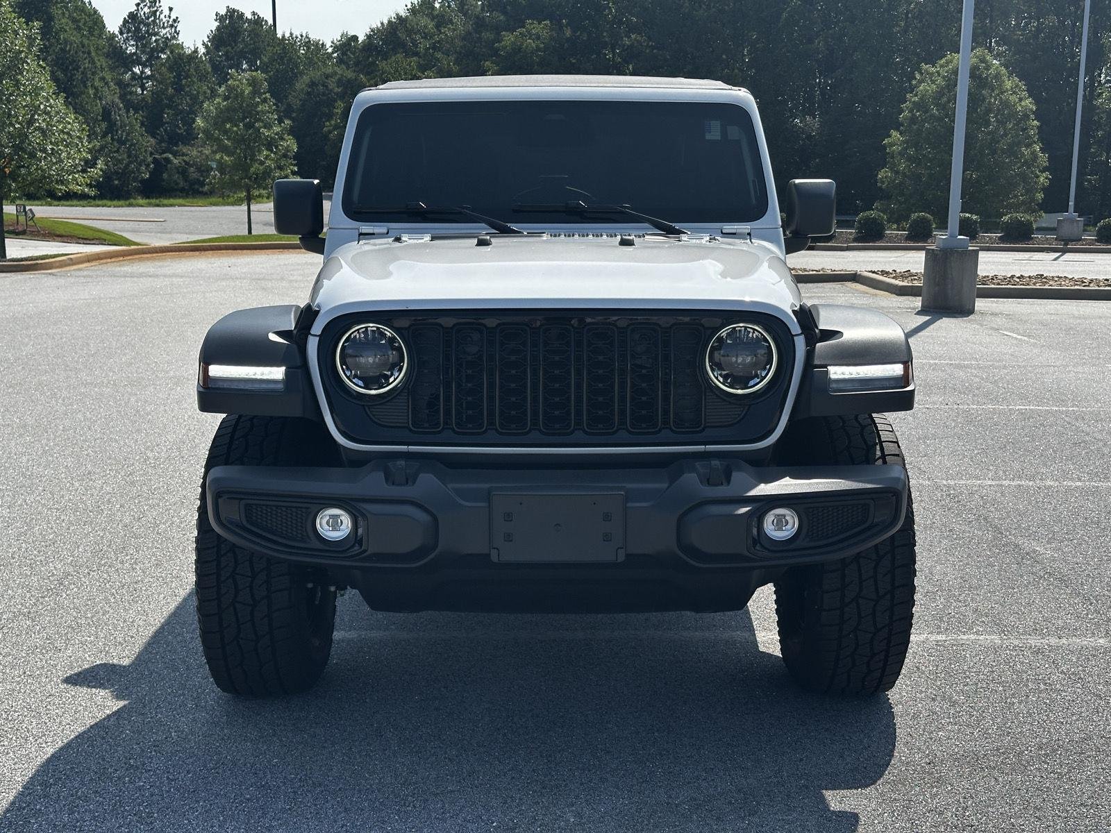 Used 2026 Bright White Clearcoat Jeep Willys image 4