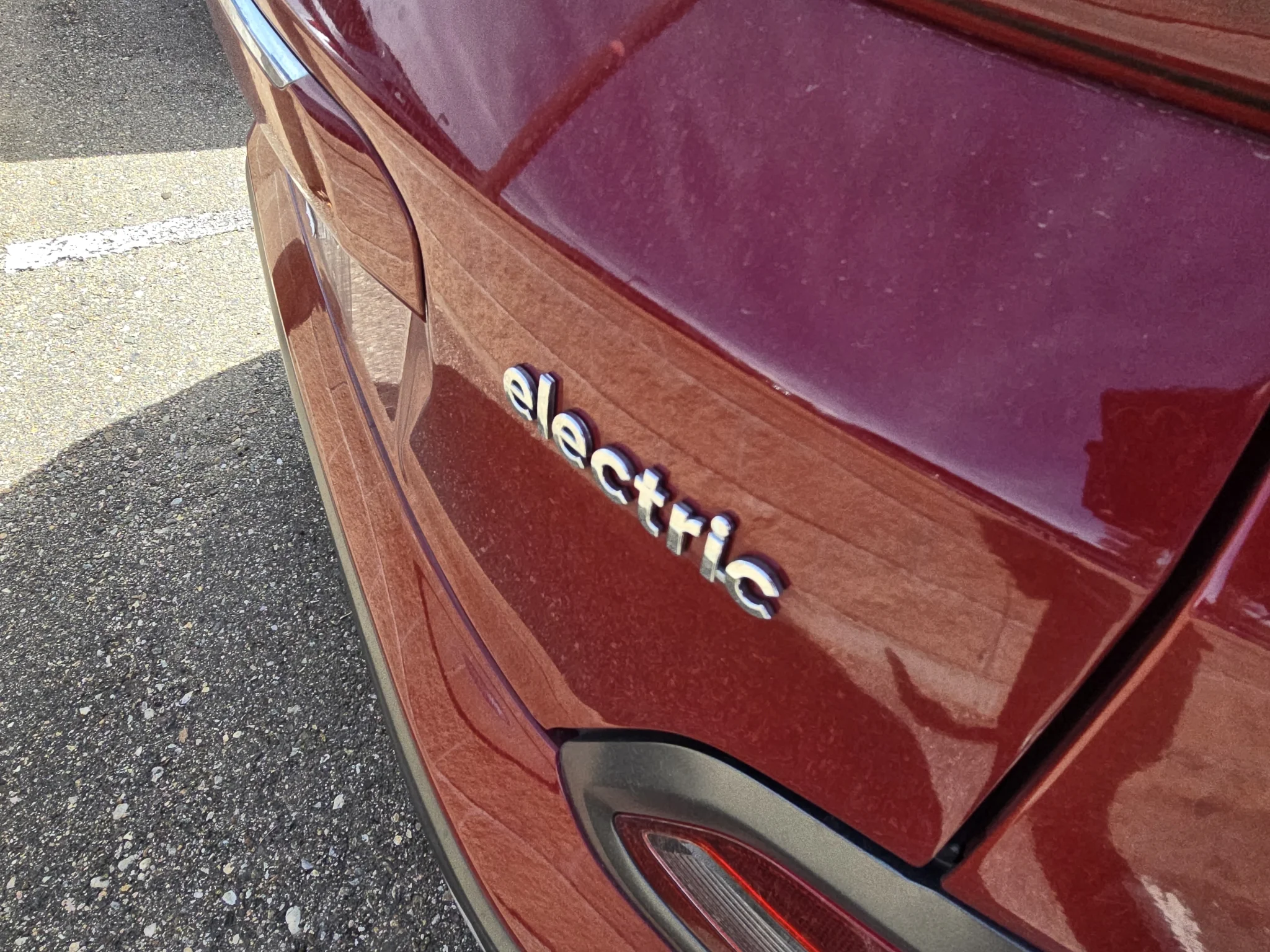 Used 2019 Pulse Red Hyundai Ultimate image 11