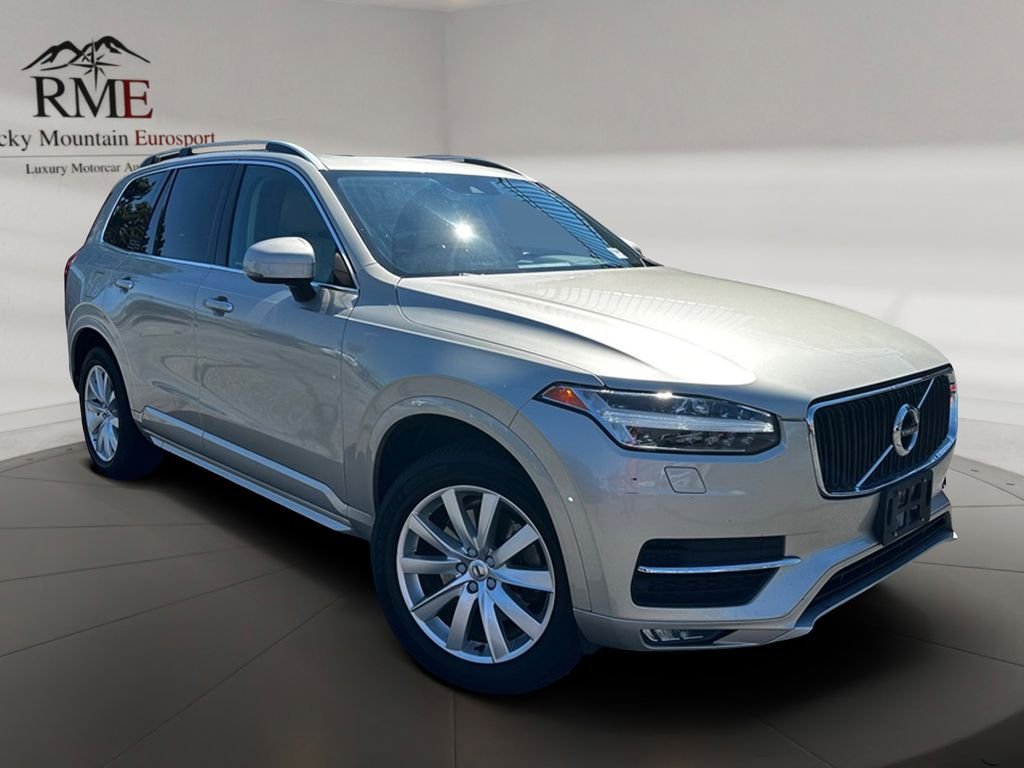 2016 Volvo XC90 Momentum