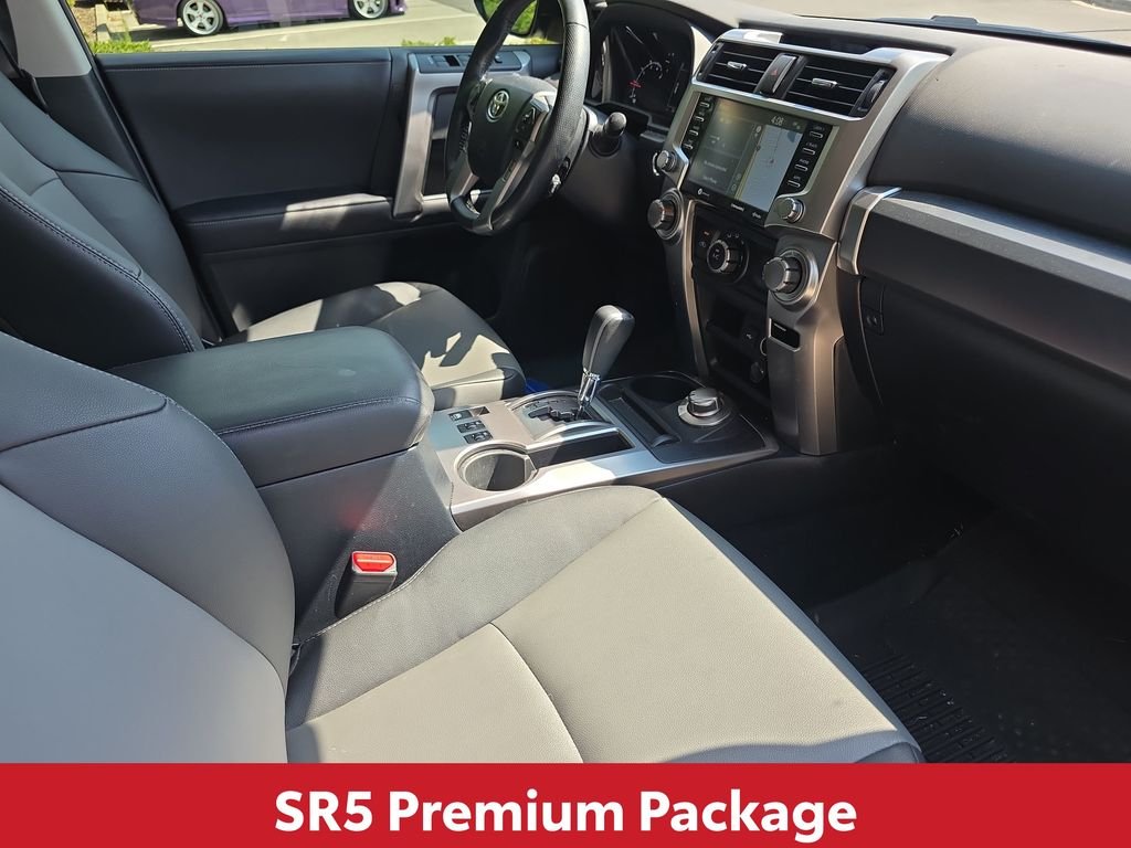 Used 2024  Toyota SR5 Premium image 16