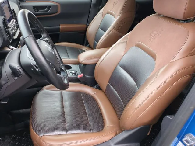 Used 2022 Blue Ford Badlands image 15