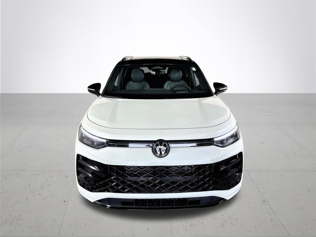 New 2026  Volkswagen SE R-Line Black image 3