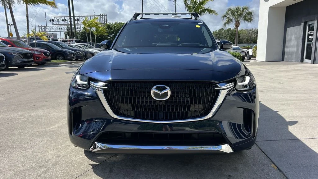 2025 Mazda CX-90 Premium Package - Photo 29