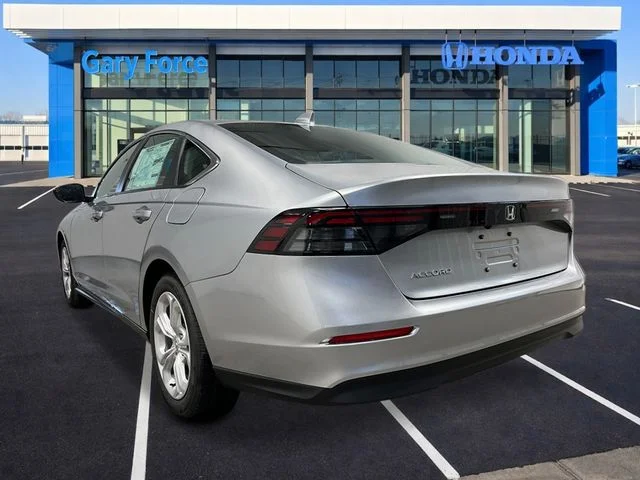 New 2026 Solar Silver Metallic Honda LX image 3