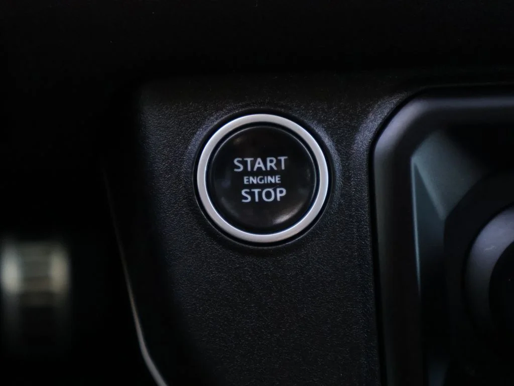 Used 2020  Land Rover HSE image 25
