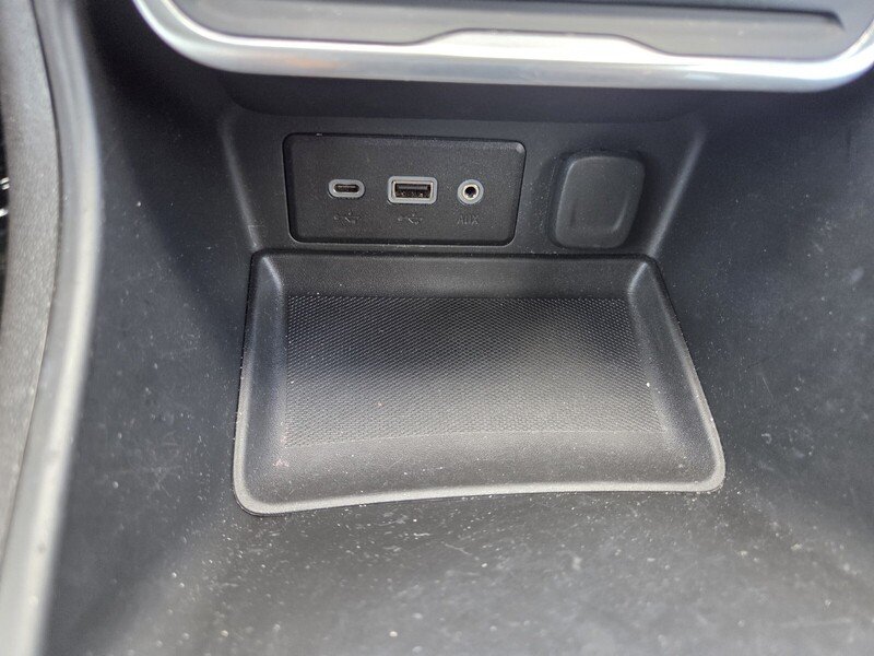 Used 2019 Gray GMC SLE image 17