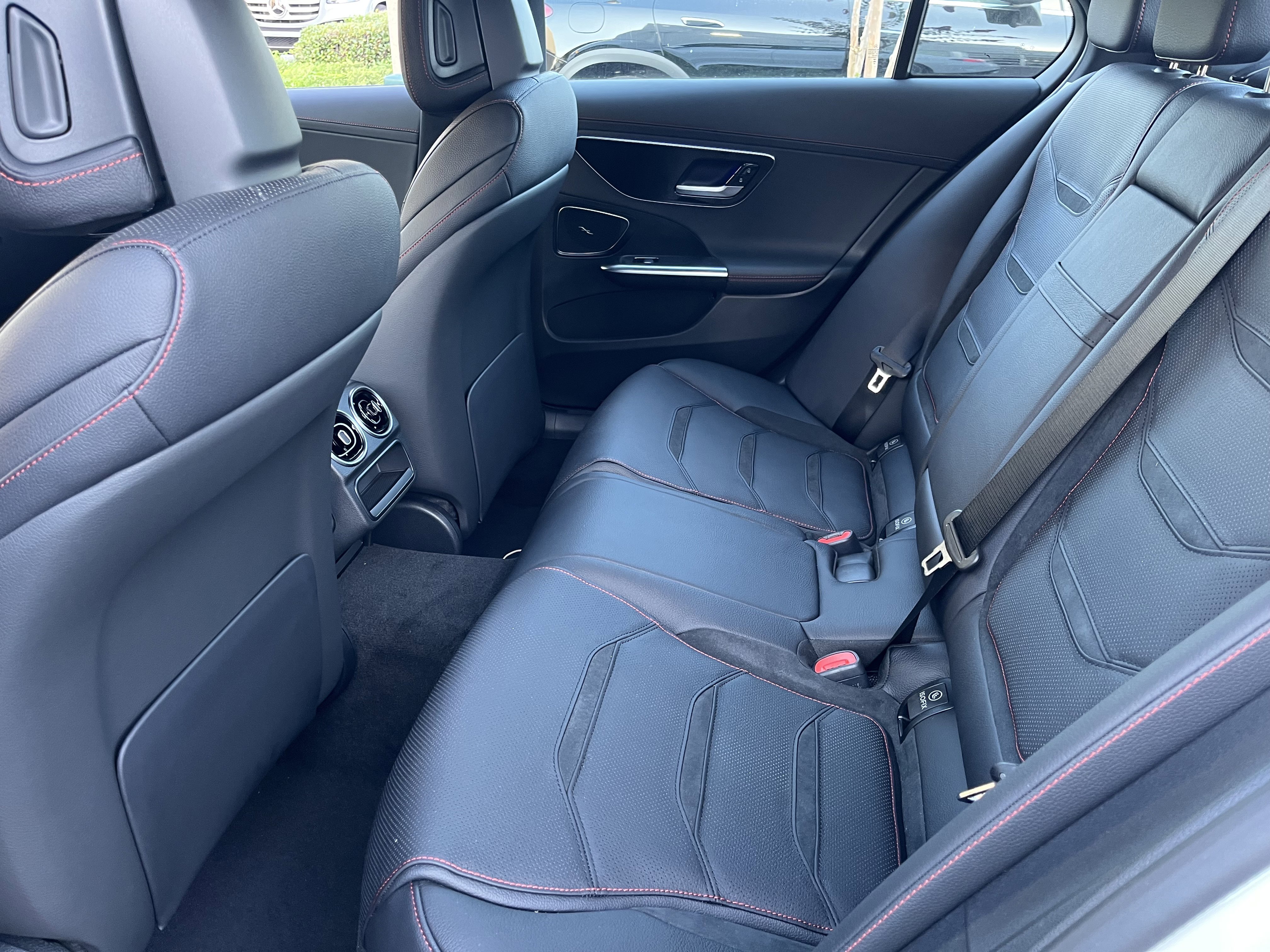 New 2026 MANUFAKTUR Moonlight White Metallic Mercedes-Benz AMG® C 43 image 17