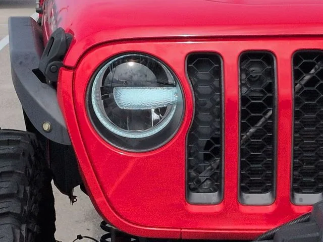 Certified Used 2020 Firecracker Red Clearcoat Jeep Rubicon image 10