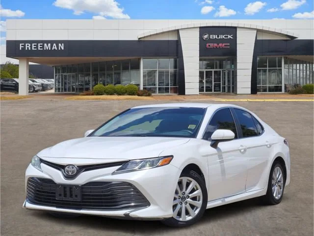 2018 Toyota Camry LE