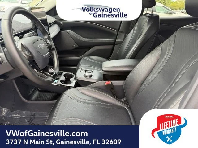 Used 2024 White Metallic Ford Premium image 19