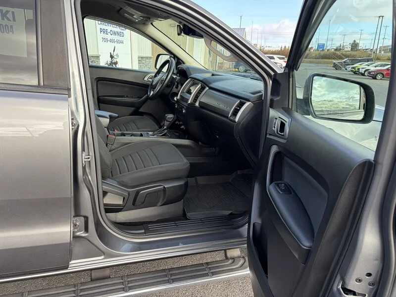 Used 2021 Grey Ford XLT image 5