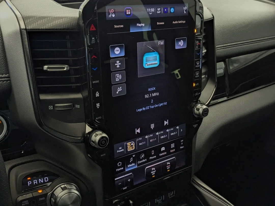 New 2026 Black RAM Sport - - 4x4 - HEMI V8 - Level 1 Equip - Sunroof & More! image 25