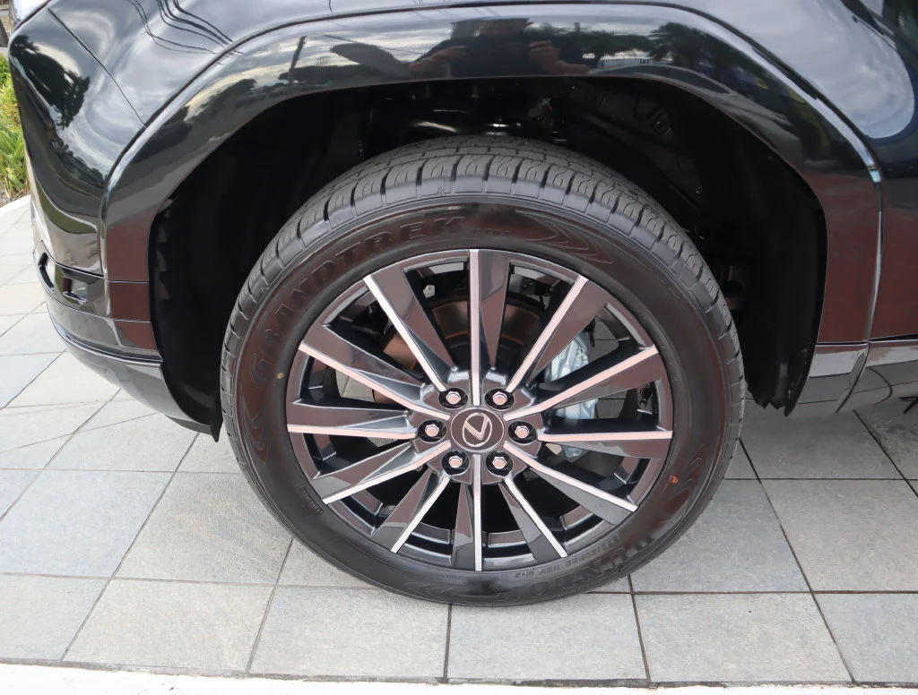New 2026  Lexus 550 Luxury image 44