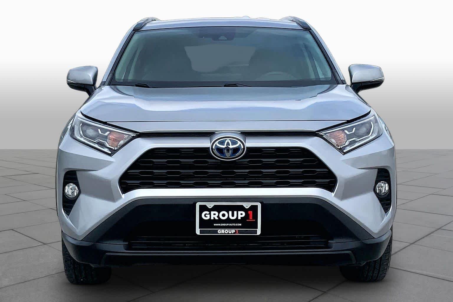 Used 2020 Silver Sky Metallic Toyota Hybrid XLE image 4