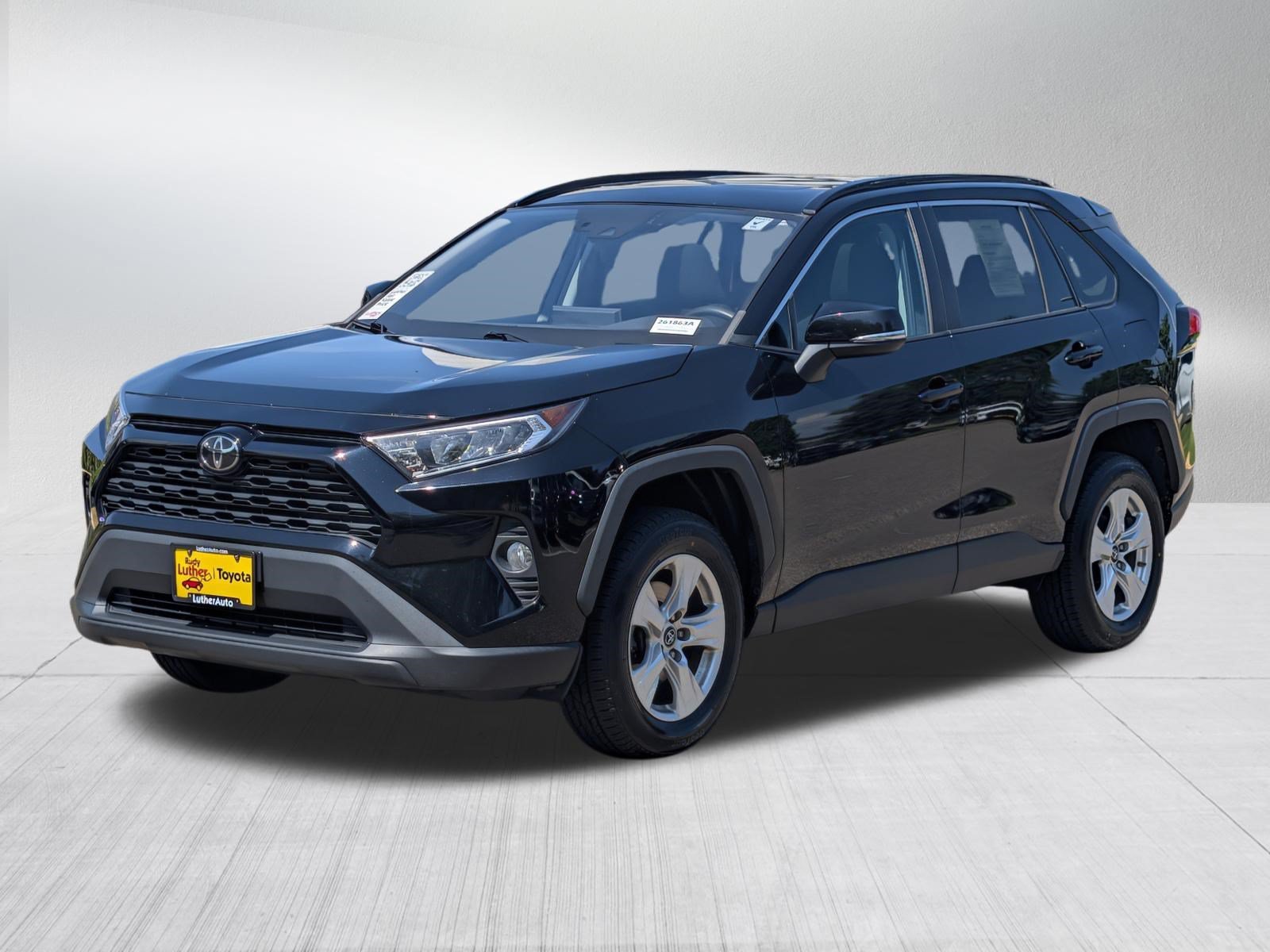 Certified Used 2019 Midnight Black Metallic Toyota XLE image 3