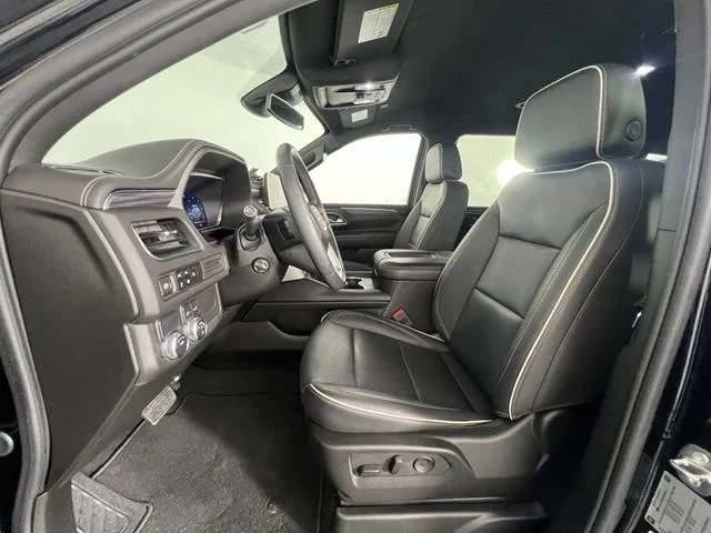 2023 GMC Yukon XL SLT - Photo 11
