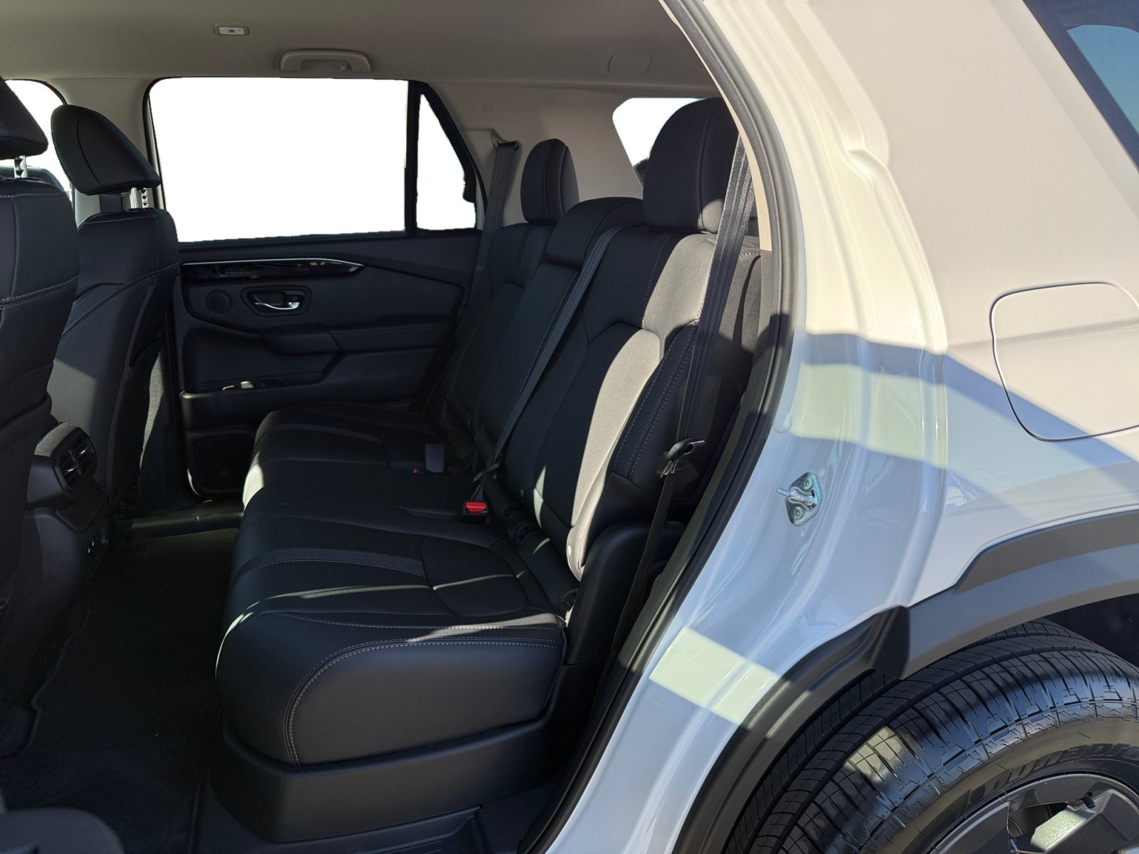 New 2026 Platinum White Pearl Honda RTL image 16