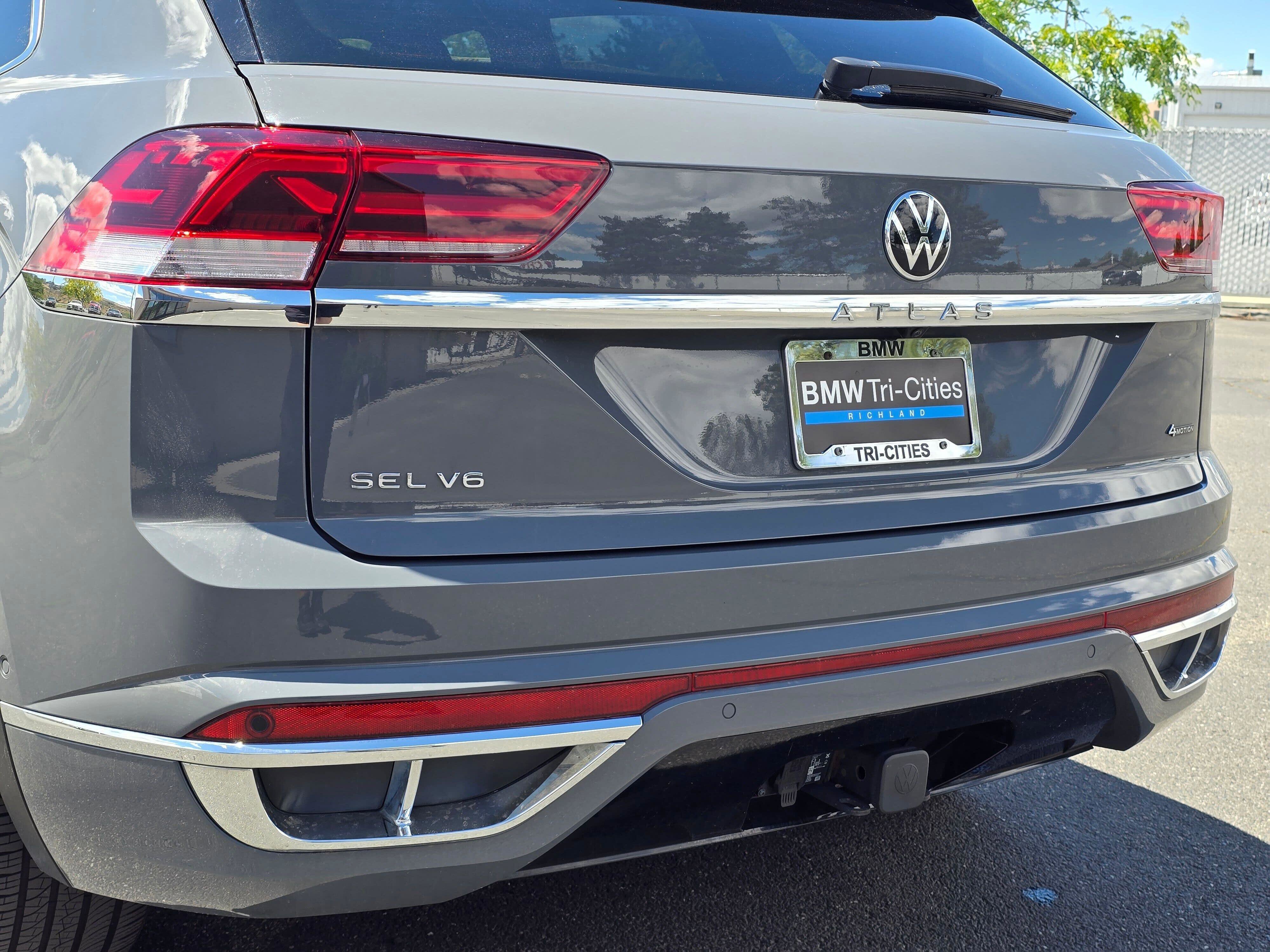 Used 2023 Pure Gray Volkswagen 3.6L V6 SEL Premium R-Line image 7