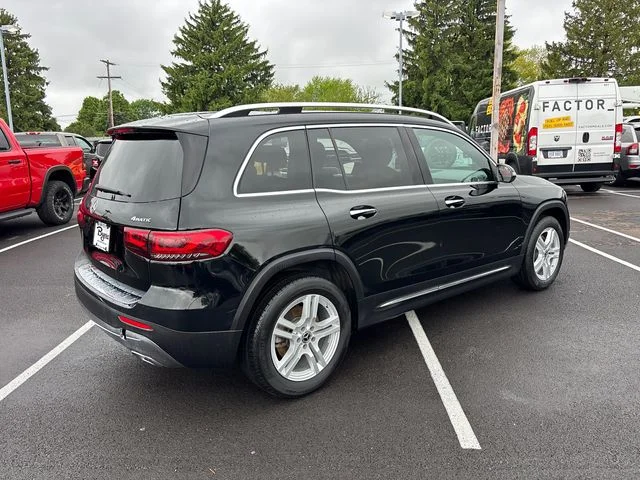 Used 2023 White Mercedes-Benz GLB 250 image 29