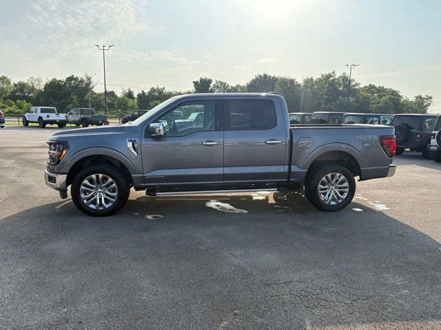 Used 2024 Gray Ford XLT image 4