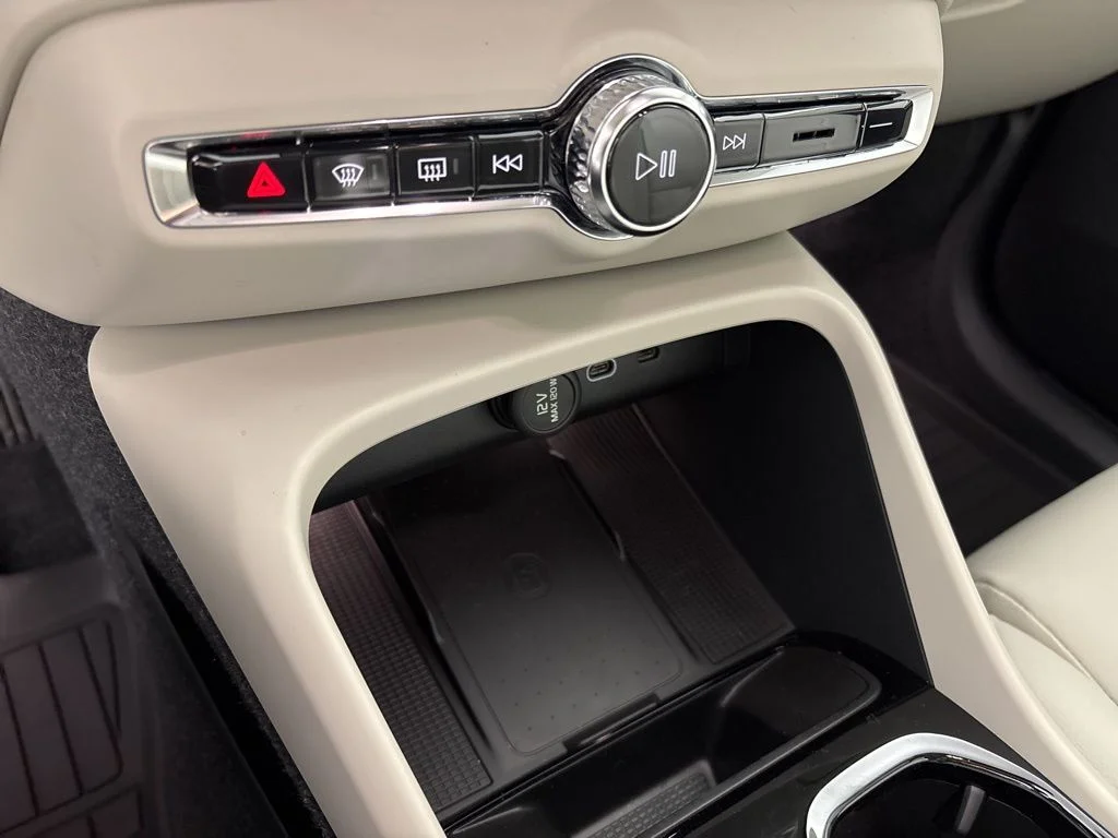 New 2026 Forest Lake Volvo Plus image 38