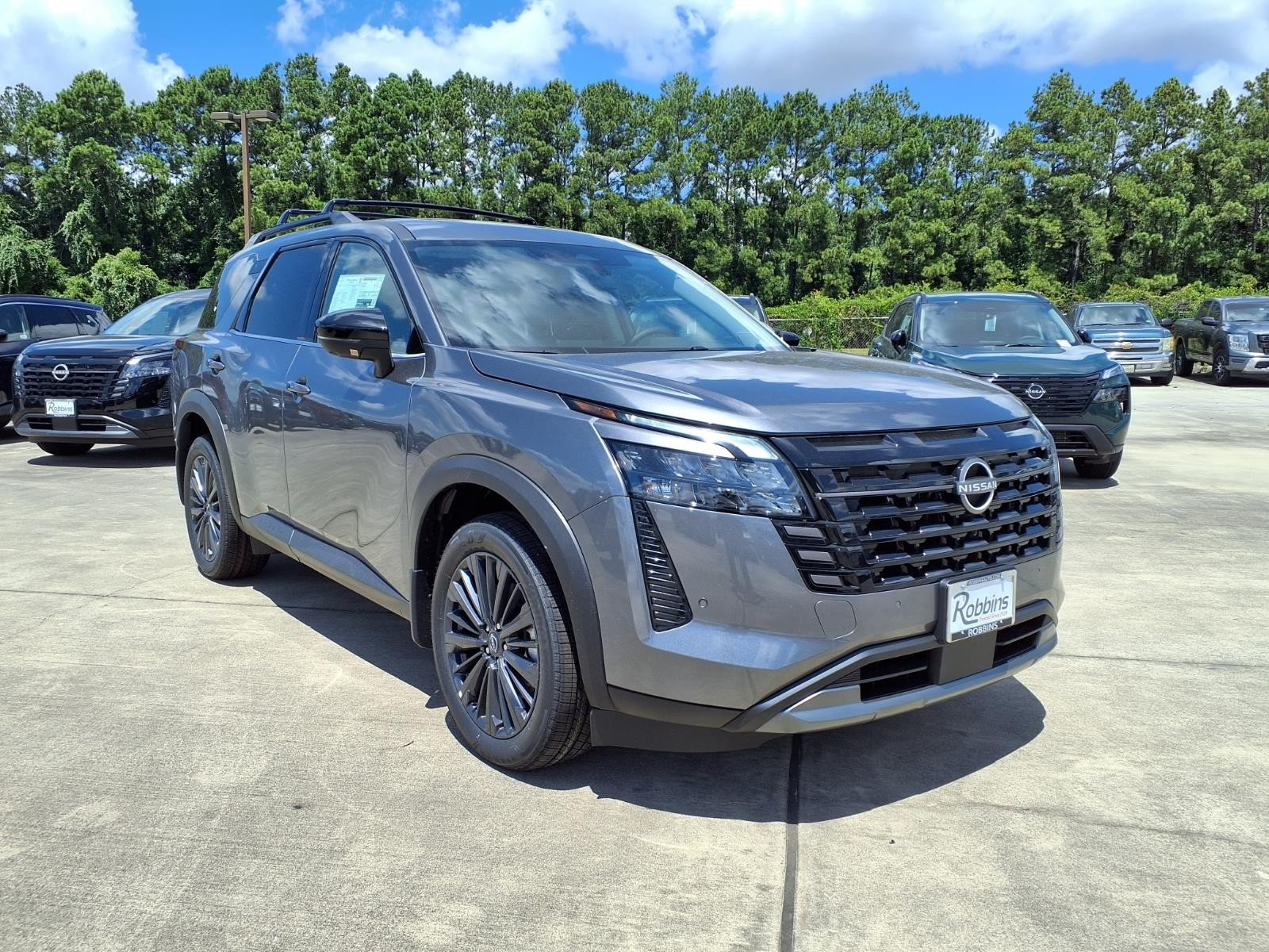 New 2026 Gun Metallic Nissan SL image 3