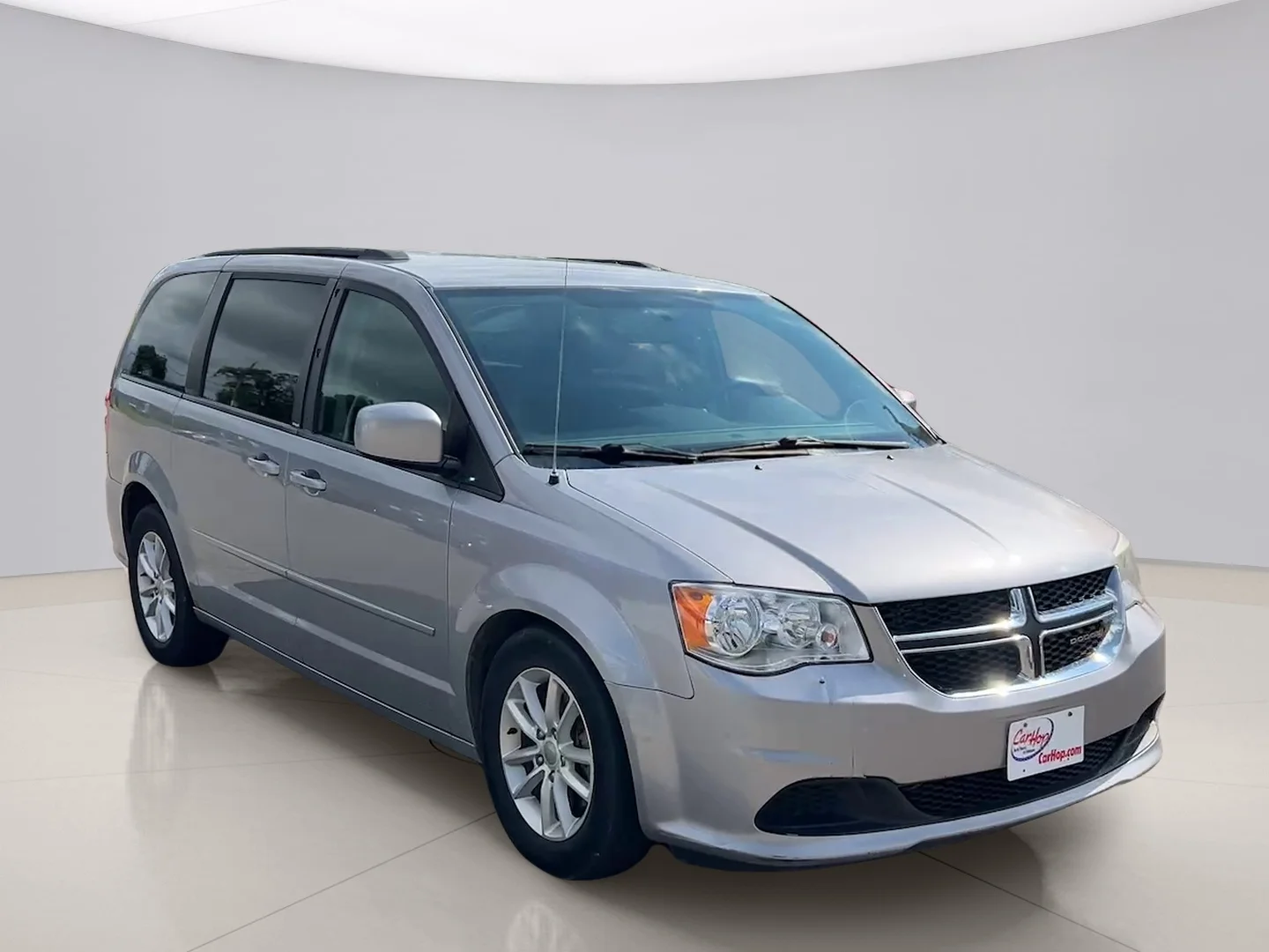 Used 2014 Silver Dodge SXT image 7