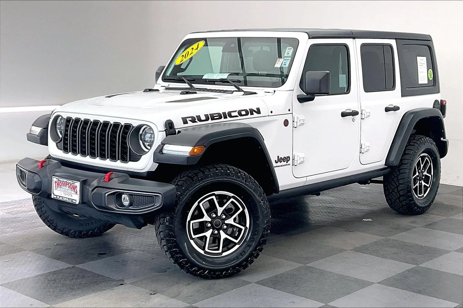 Used 2024 Bright White Clearcoat Jeep Rubicon image 12