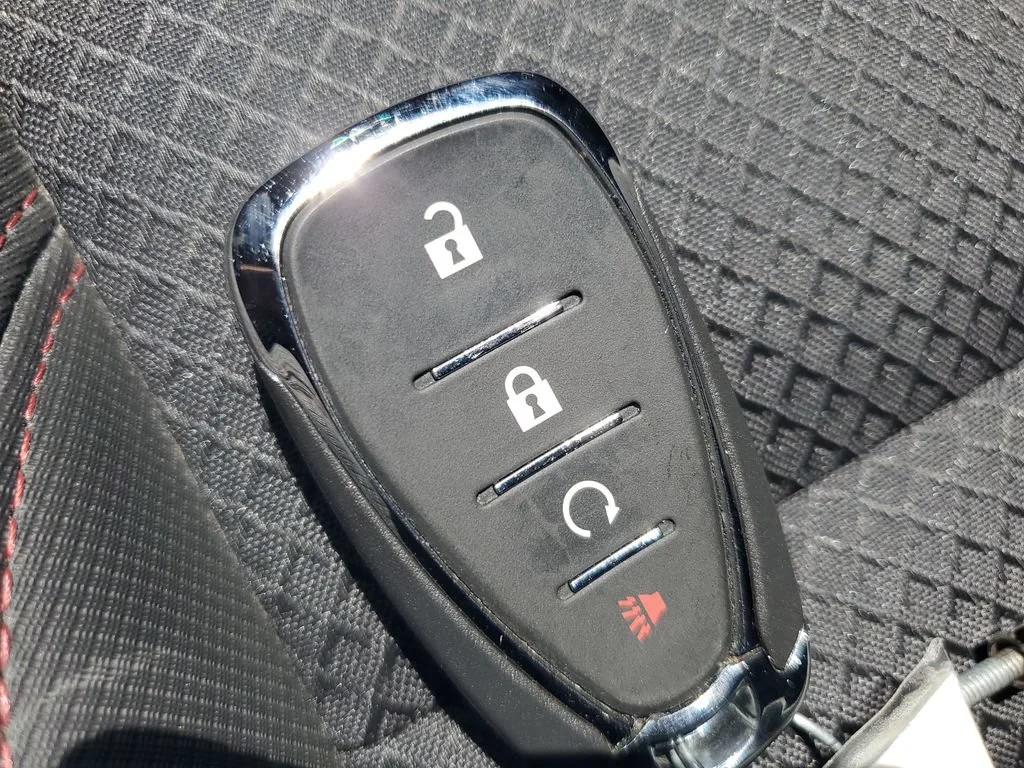 Used 2023 Mosaic Black Metallic Chevrolet RS image 27