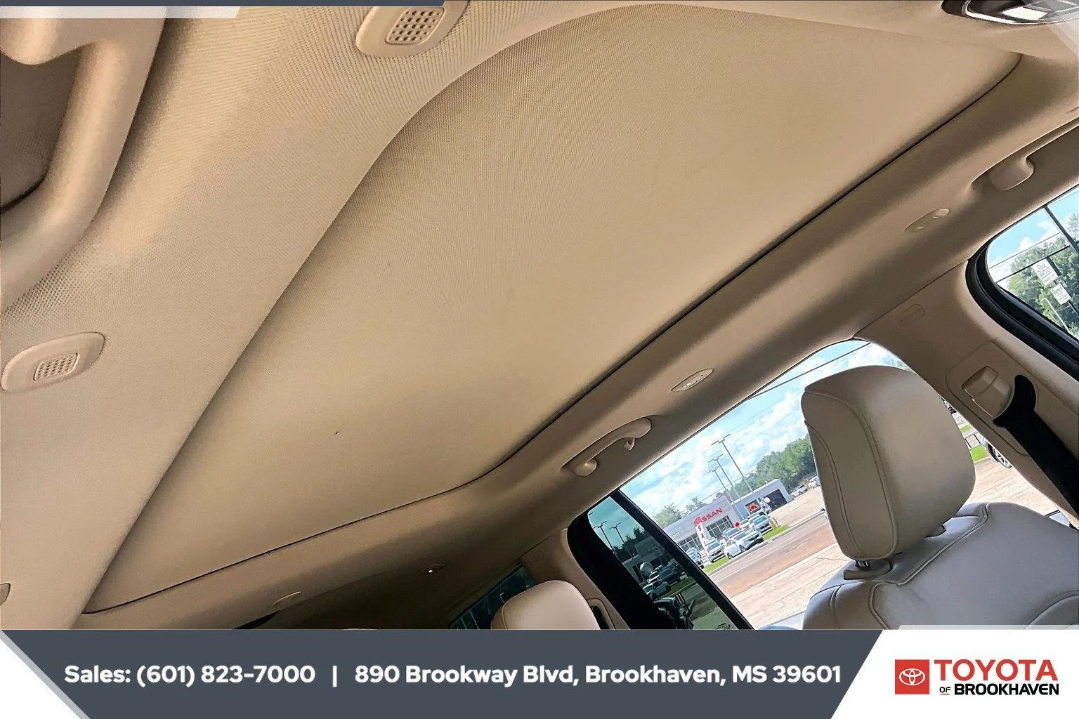 Used 2021 Bright White Clearcoat Jeep Limited image 16