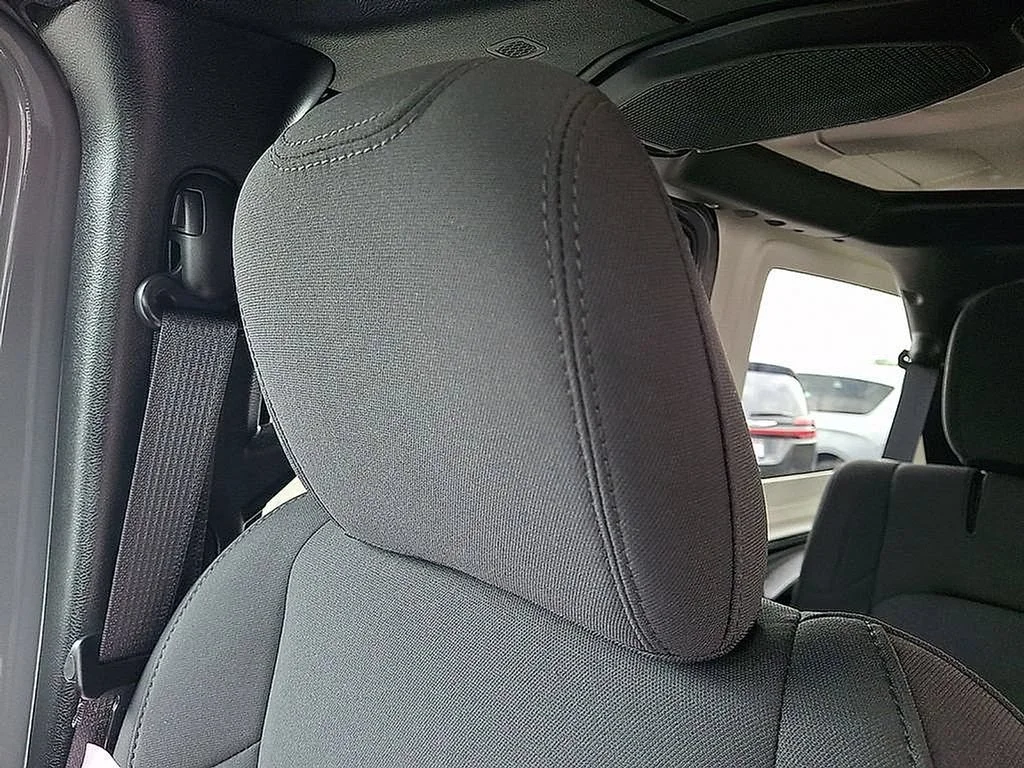 Used 2023 Gray Jeep 4x4 image 20