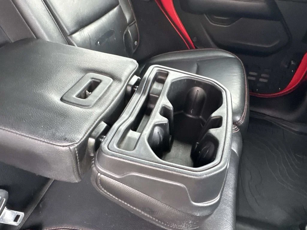 Used 2018 Red Jeep Unlimited Rubicon image 23
