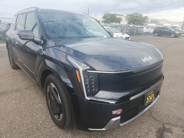 2024 Kia EV9 Land