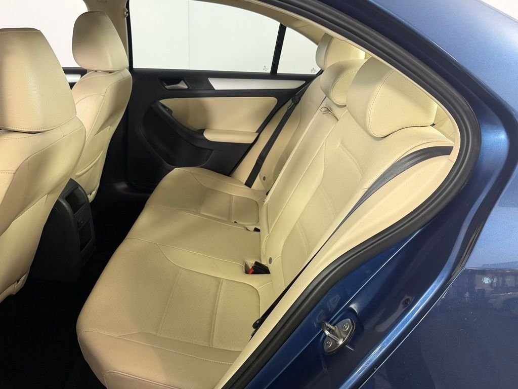 Used 2018 Blue Volkswagen 1.8T SEL image 24